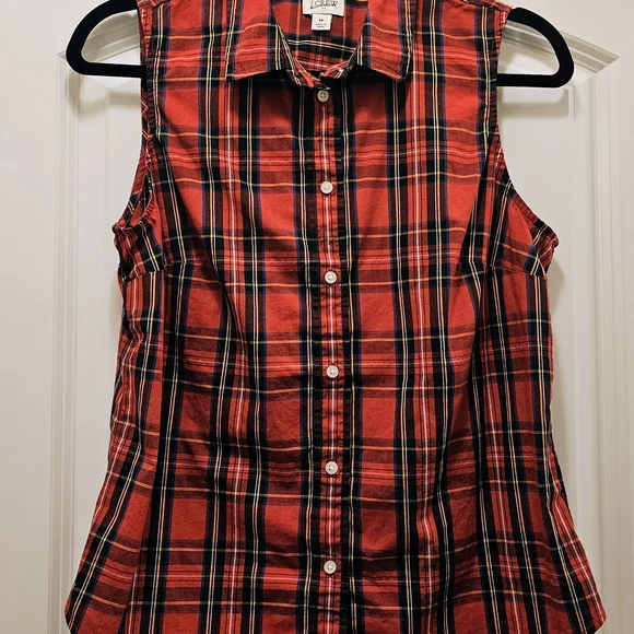 J.Crew Red Plaid Sleeveless Button Down Shirt Layering Top M - Picture 2 of 6